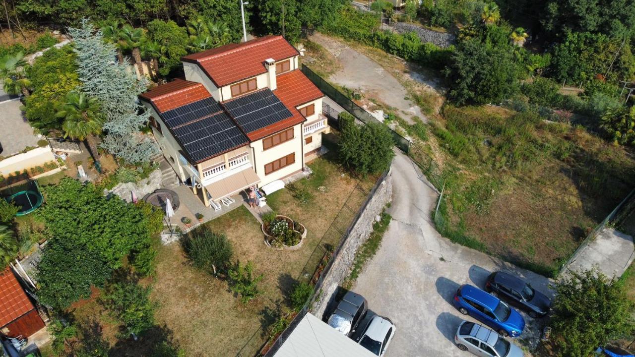 Apartman Lori Ловран Екстер'єр фото